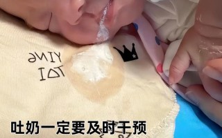 新生儿吃完奶总干呕是消化不良还是喂养方式有问题？