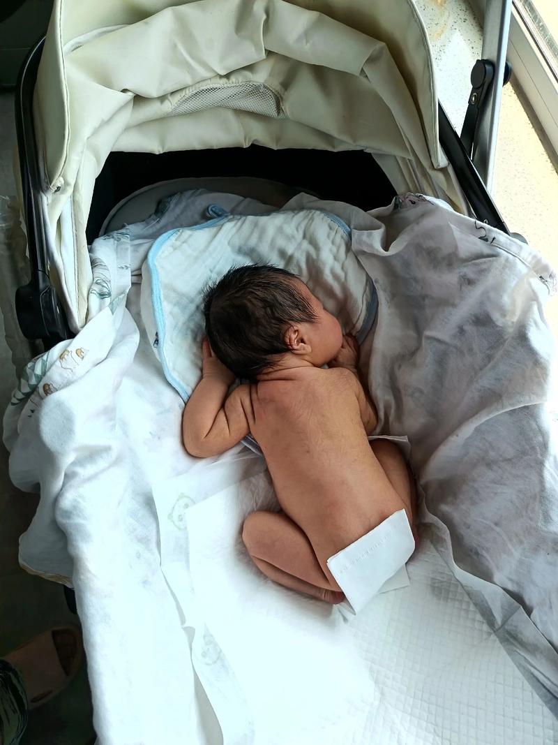 新生儿晒太阳最佳时间是早上还是傍晚?-第3张图片-郑州医学网 新生儿晒太阳最佳时间是早上还是傍晚?-第3张图片-郑州医学网