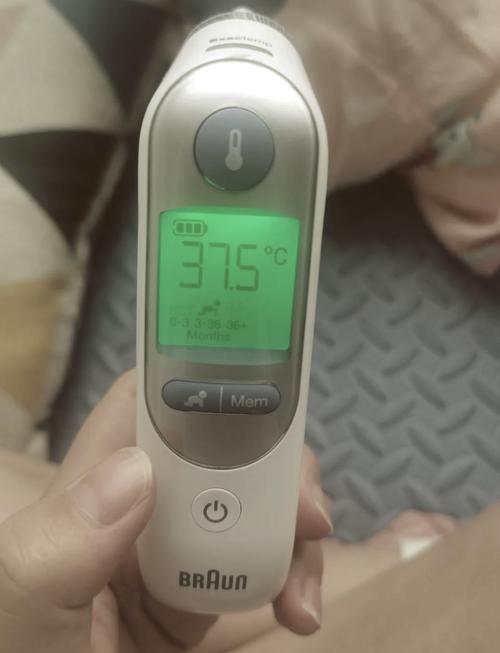 新生儿耳温正常范围到底是多少？-第2张图片-郑州医学网
