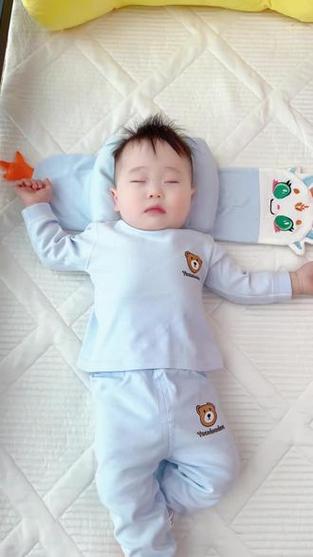 新生儿平躺呼吸不畅,是睡姿不对还是其他原因?-第2张图片-郑州医学网 新生儿平躺呼吸不畅,是睡姿不对还是其他原因?-第2张图片-郑州医学网