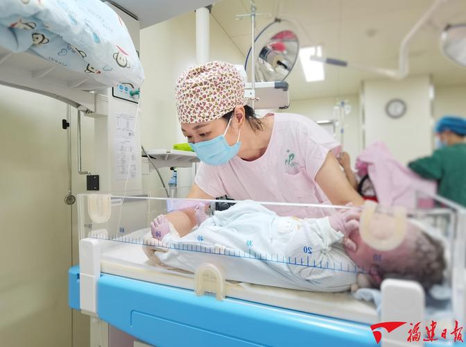 新生儿衣服该选什么材质与款式？-第2张图片-郑州医学网