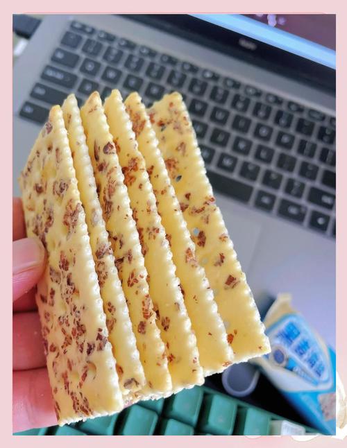 孕期吃美丹苏打饼干真的安全吗？会对胎儿有不良影响吗？-第3张图片-郑州医学网