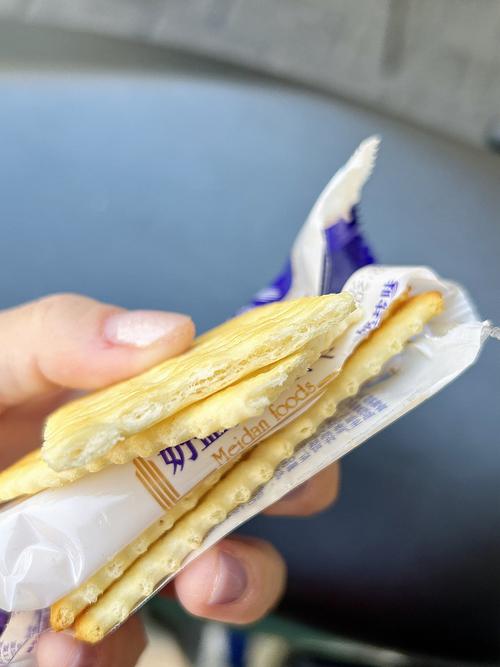 孕期吃美丹苏打饼干真的安全吗？会对胎儿有不良影响吗？-第2张图片-郑州医学网