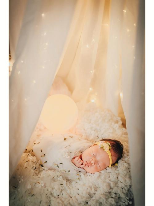 用闪光灯给新生儿拍照真的安全吗?会对宝宝眼睛造成伤害吗?-第3张图片-郑州医学网 用闪光灯给新生儿拍照真的安全吗?会对宝宝眼睛造成伤害吗?-第3张图片-郑州医学网