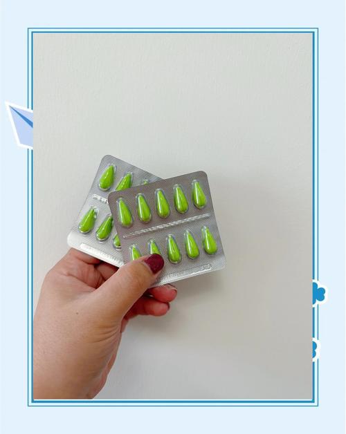 新生儿AD滴剂怎么选？成分、剂量、品牌哪个更关键？-第1张图片-郑州医学网