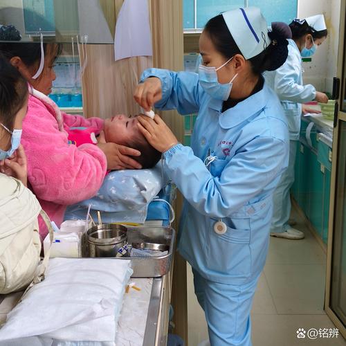 新生儿机械通气护理中,如何平衡有效通气与并发症预防?-第1张图片-郑州医学网 新生儿机械通气护理中,如何平衡有效通气与并发症预防?-第1张图片-郑州医学网