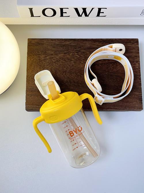 新生儿加湿器用什么水最安全？纯净水、凉白开还是自来水？-第1张图片-郑州医学网