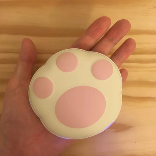 新生儿头下垫书好不好-第1张图片-郑州医学网